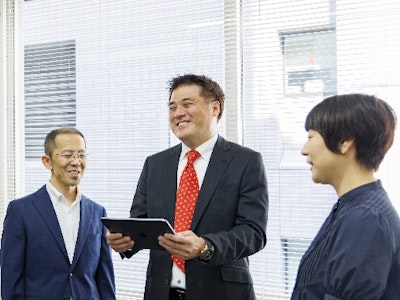 在宅ワークの経理・人事総務スタッフ