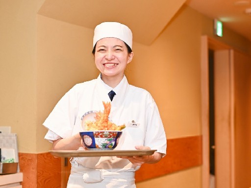 シフト相談OK★扶養内OK◎履歴書不要・1食120円のまかない有...