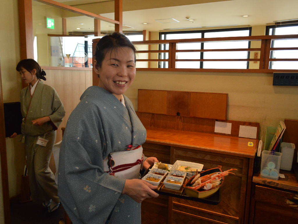 主婦 夫 活躍 かに道楽 調布仙川店 仙川駅 のパート アルバイト求人情報 しゅふｊｏｂ No