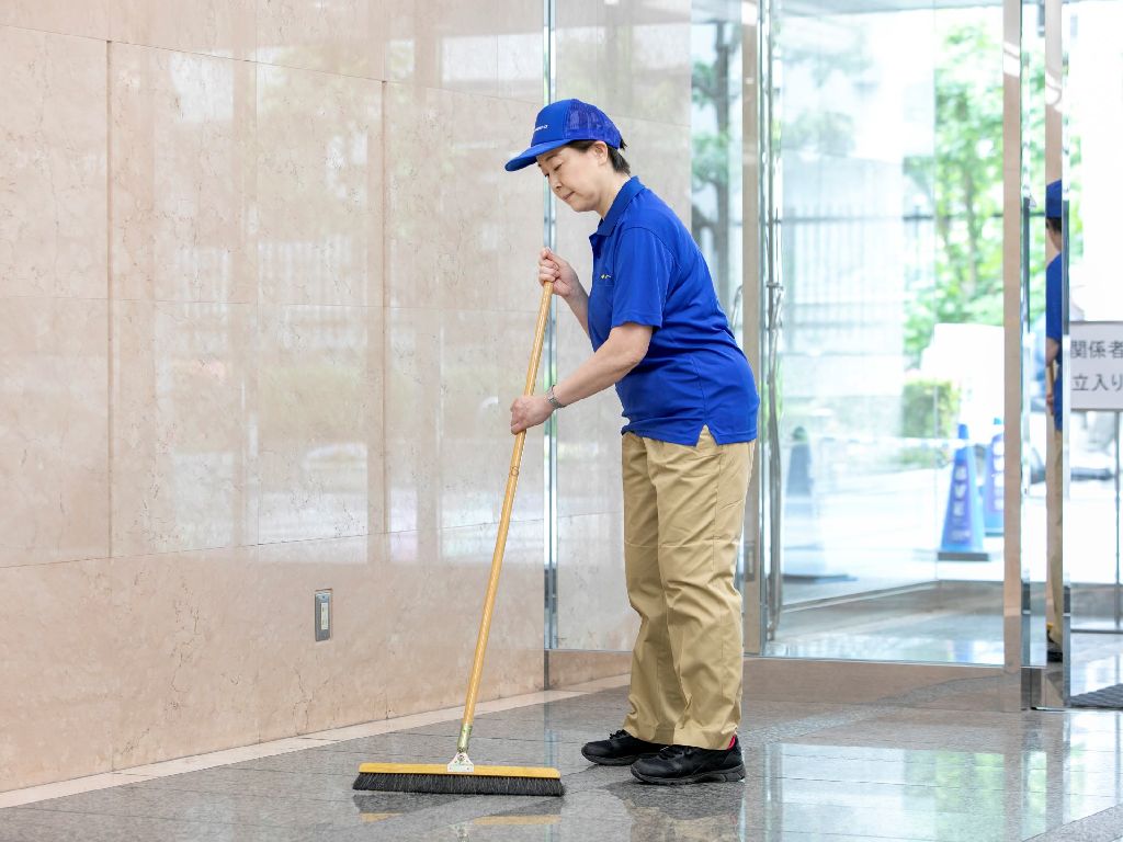 主婦 夫 活躍 住友不動産建物サービス株式会社 広尾駅 の契約社員 週35時間以上 求人情報 しゅふjob No 12719459