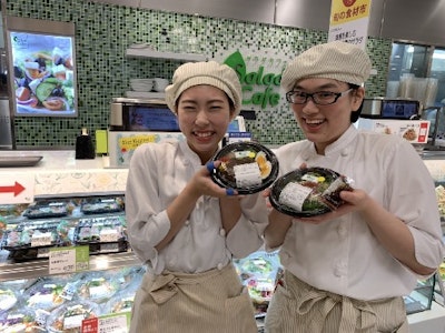 Salad Cafe 近鉄あべのハルカス店　◇　サラダカフェ株式会社の求人画像