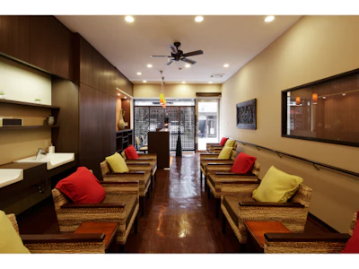 株式会社ＲＡＲＥＣＲＥＷ