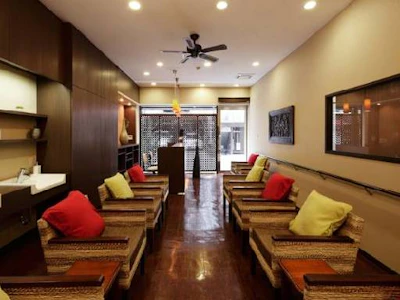 株式会社ＲＡＲＥＣＲＥＷ