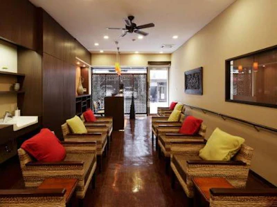 株式会社ＲＡＲＥＣＲＥＷ