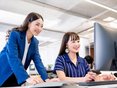 在宅ワークの有名アプリ開発企業　未経験OKの労務サポート