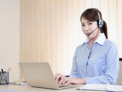 週4日～の成長中ベンチャー企業　お問い合わせ対応と事務