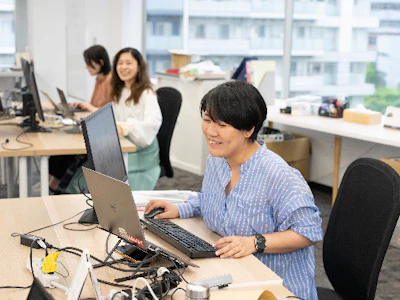 在宅ワークの法人営業担当の営業事務