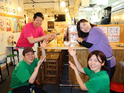 国分寺駅スグの串カツ田中でホール＆キッチン