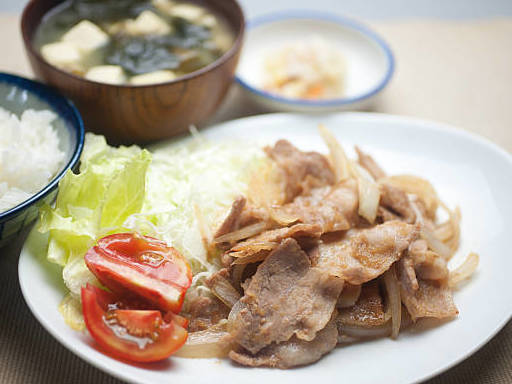 0681_【！週3からOK！】＜大手企業社員食堂の事務&調理補助...