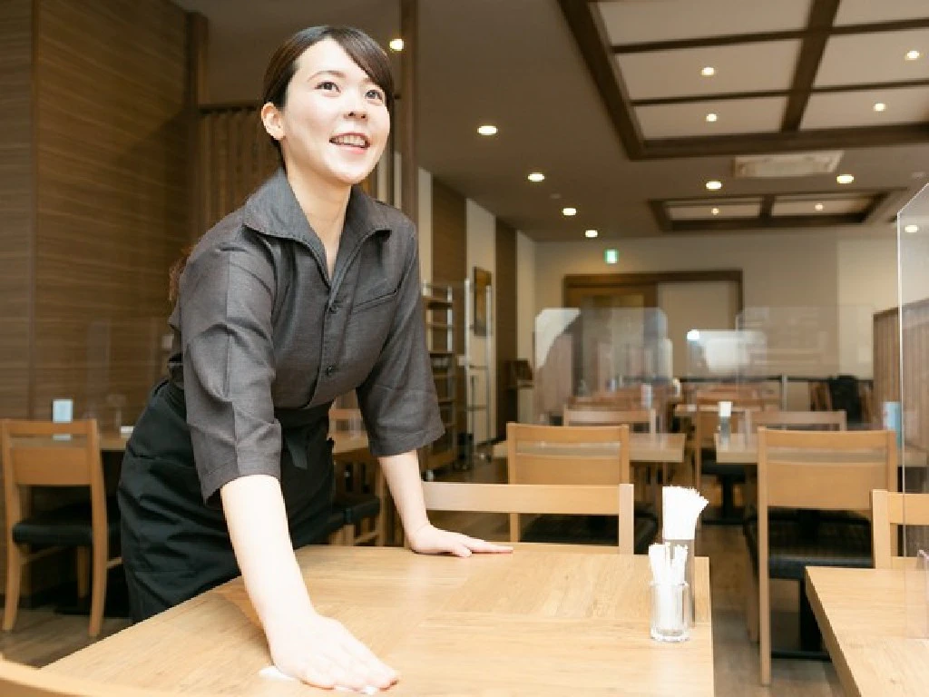 主婦 夫 活躍 ルートイン薩摩川内 川内 鹿児島県 駅 のパート アルバイト求人情報 しゅふｊｏｂ No