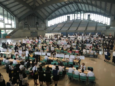 高等学校への訪問スタッフ ドリコムメイト