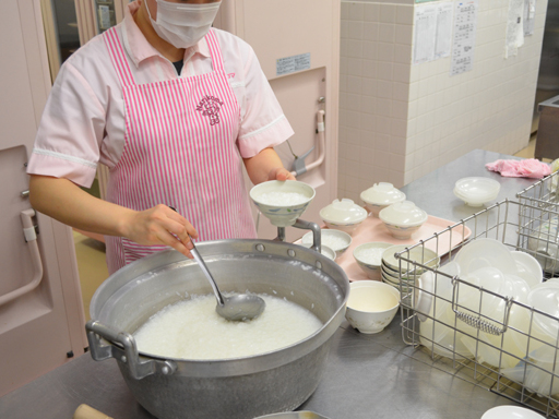 株式会社ナリコマエンタープライズ キッチンスタッフ 主婦活躍中 週2日 週3日 06 00 10 00など 30代 50代活躍中 パート アルバイト パートex