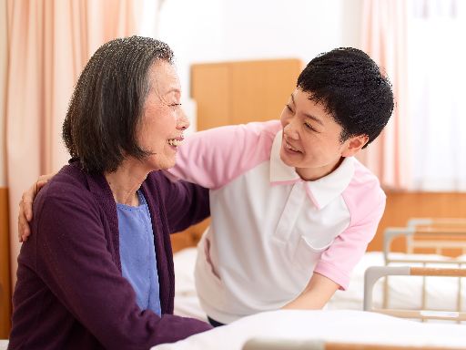 ☆しゅふ積極採用中☆＼未経験OK・資格なしOK／《介護スタッフ》...