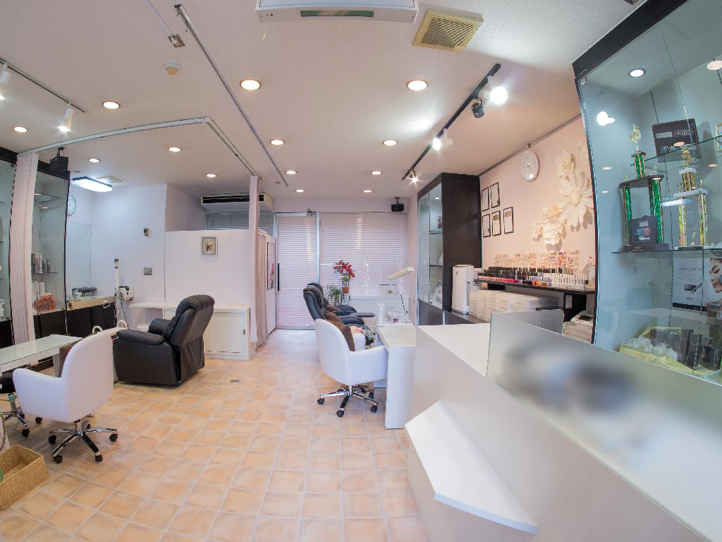 主婦 夫 活躍 ハロービューティ 覚王山駅 のパート アルバイト求人情報 しゅふｊｏｂ No 1262