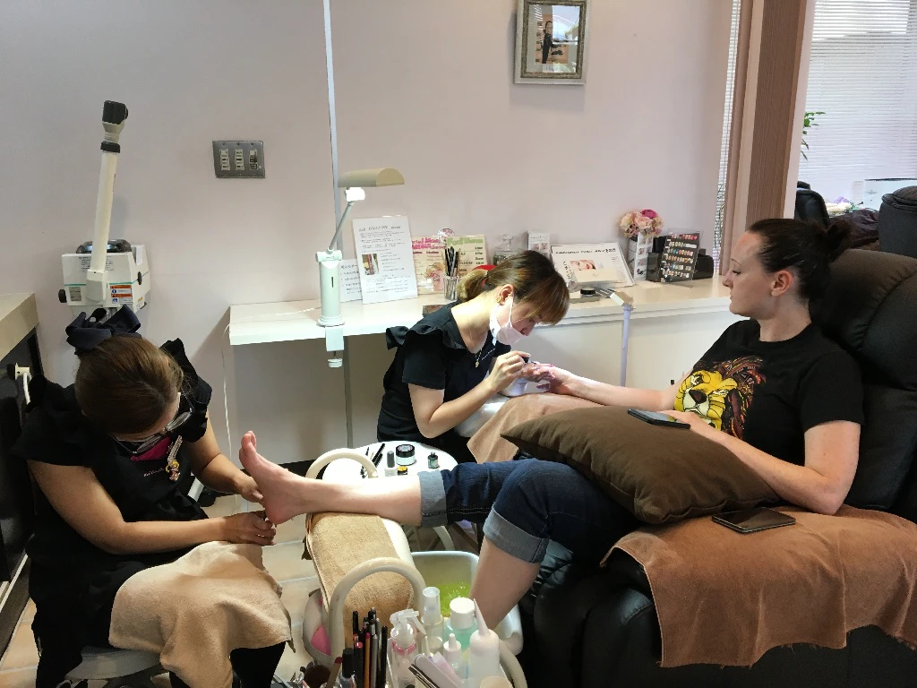 主婦 夫 活躍 ハロービューティ 覚王山駅 のパート アルバイト求人情報 しゅふｊｏｂ No 1262