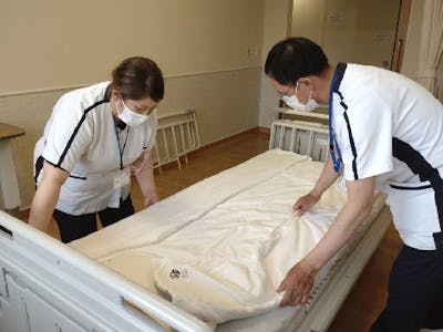 ワタキューセイモア株式会社/横山病院の求人画像