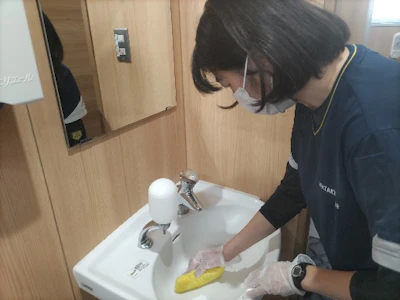 ワタキューセイモア株式会社