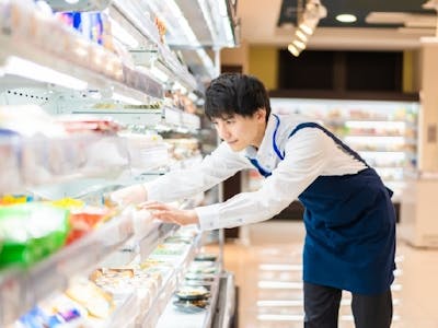 スーパーマーケットでの野菜の品出し♪上田市の求人画像