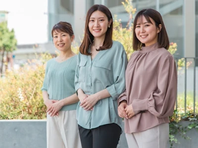 日総ブレイン株式会社