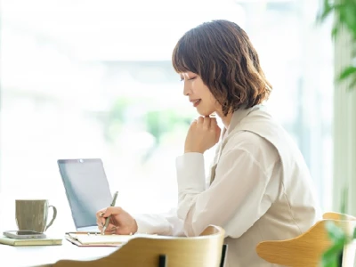 日総ブレイン株式会社