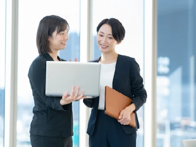 日総ブレイン株式会社