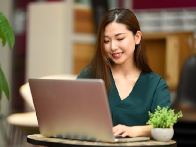 日総ブレイン株式会社の画像・写真