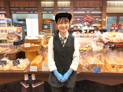 週2日～の催事会場でのパン・菓子の販売スタッフ（未経験OK）