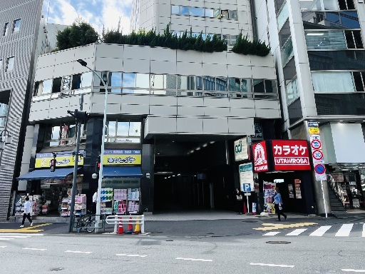 会計事務所スタッフ／山手線の代々木駅前。新宿駅からも徒歩８分／週...