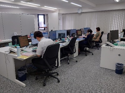 17時まで勤務OKのリサーチ会社で工程管理をしていただく事務の仕事