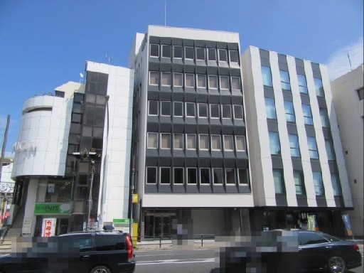 B807b6c47f9e4b3eacf26a2b9b252ba629a374ac