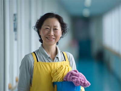 金融機関ビル清掃スタッフ