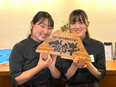 黒毛和牛焼肉ビーファーズ 泉佐野牧場の求人画像