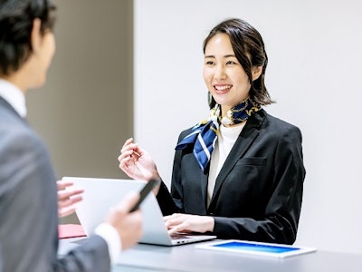 週2日～の企業受付（外国語あり）