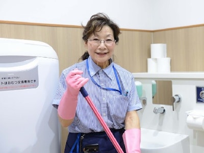 週2日～OK　車通勤OK　綺麗な事務所内の清掃スタッフ