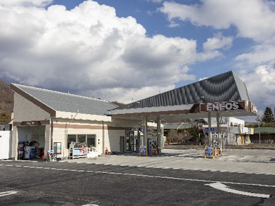 週3日～のセルフスタンドスタッフ（受付対応・店内清掃等）
