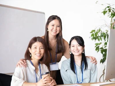 株式会社プロスタッフ