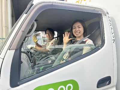 生協コープデリの配達同乗スタッフ　