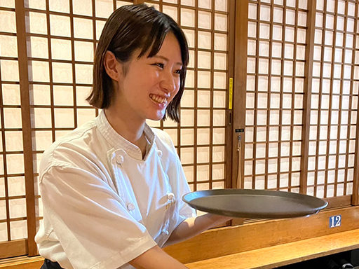 【週毎のシフト調整OK】土日＆22時以降は時給1,500円★《週...