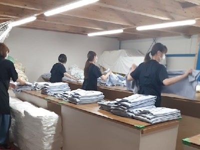 15時まで勤務OKのタオルや衣類をたたむ軽作業