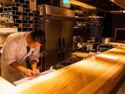 時間や曜日が選べる天ぷら・寿司専門店のホール＆キッチンスタッフ