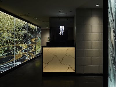 週2日～の横浜駅直結・高層階　日本料理店ホールスタッフ