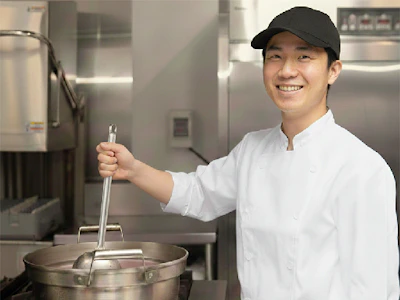 16時まで勤務OKの社員食堂の調理師（通勤・住込み可）