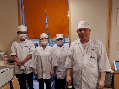 16時まで勤務OKの老舗のうどん店のキッチンスタッフ