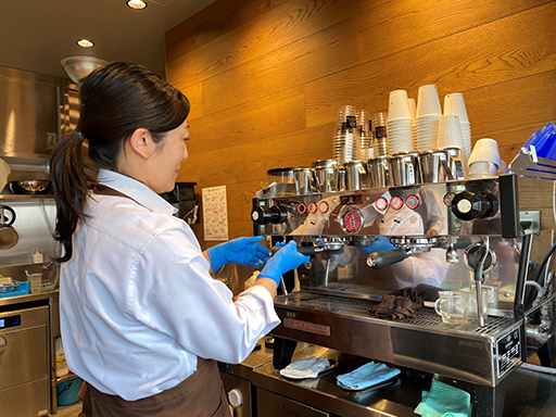 週2日～×1日4h～OK♪【クルミッ子などの銘菓店／カフェスタッ...