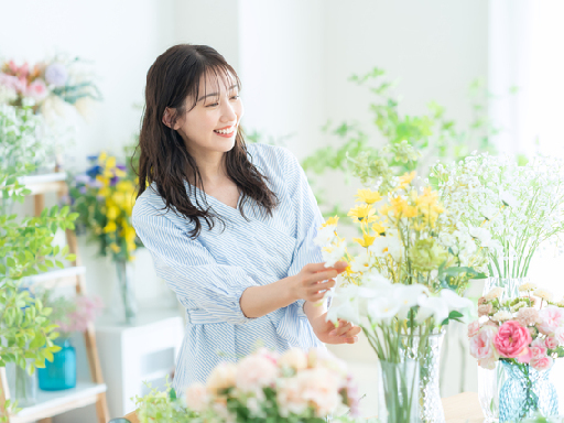 【週2日～×6h～】未経験OKのシンプル作業♪お花屋さんスタッフ...