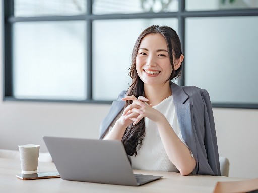非喫煙者も大歓迎！未経験・ブランクからのオフィスワークデビューを...