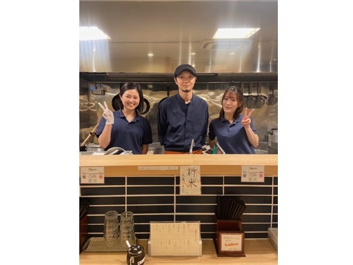 ＼ランチ募集／しゅふパートさん活躍♪ホール＆キッチン補助【急募で...