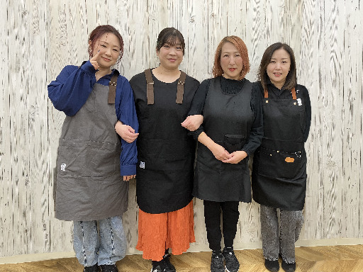 カラー業務のみ！ヘアカラー専門店でカラーリスト募集｜カット業務一...