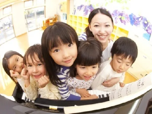 ＼正社員登用あり／★児童発達支援のサポートスタッフ★ZOOM面接...