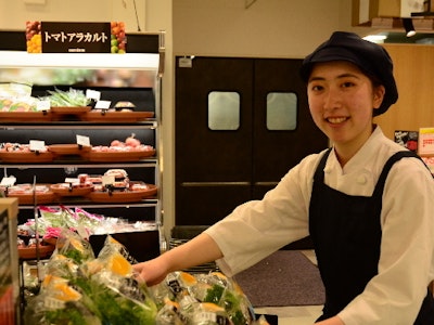 未経験歓迎の食品売り場の青果スタッフ